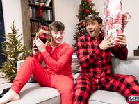 Men Com Jake Preston, Dom King