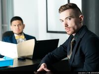 Muscular hunk wanks while showing off his irresistible big dick