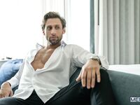 Men Com Ashton Summers, Dom King