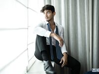 Men Com Ashton Summers, Dom King