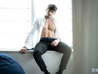 Men Com Ashton Summers, Dom King