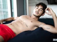 Men Com Ashton Summers, Dom King