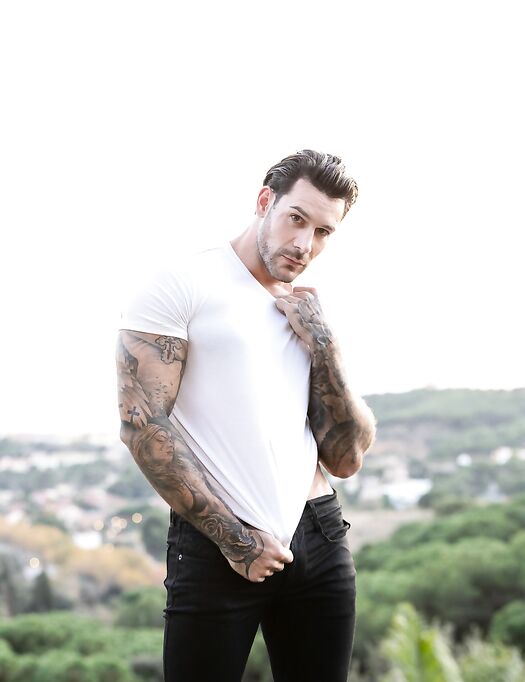 Men Com Papi Kocic, Cole