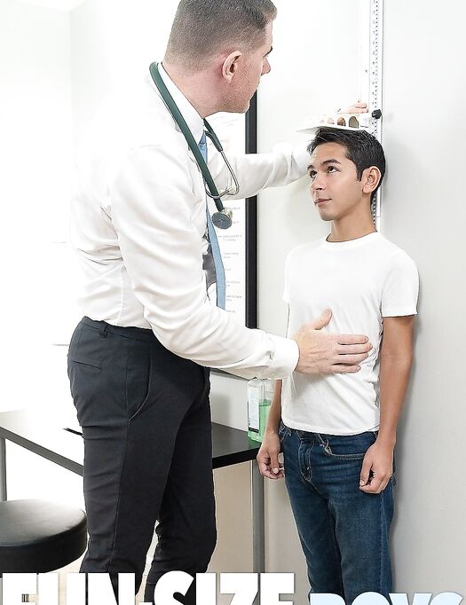 Hot twink Damien gets a handjob while having anal sex with a hunky doctor