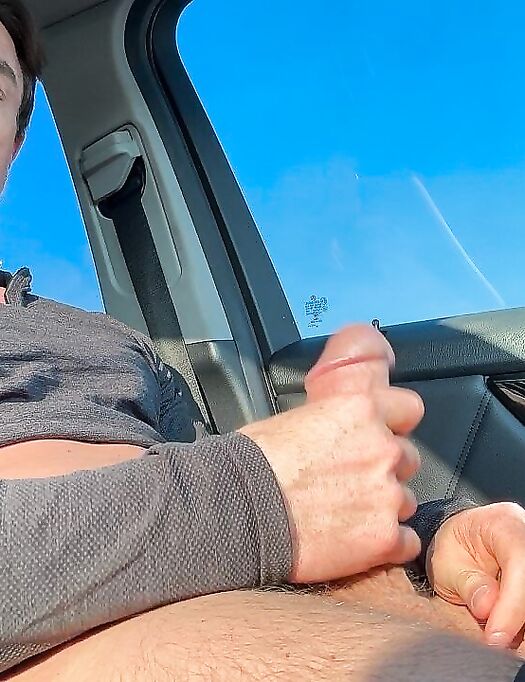 Cade Maddox Official