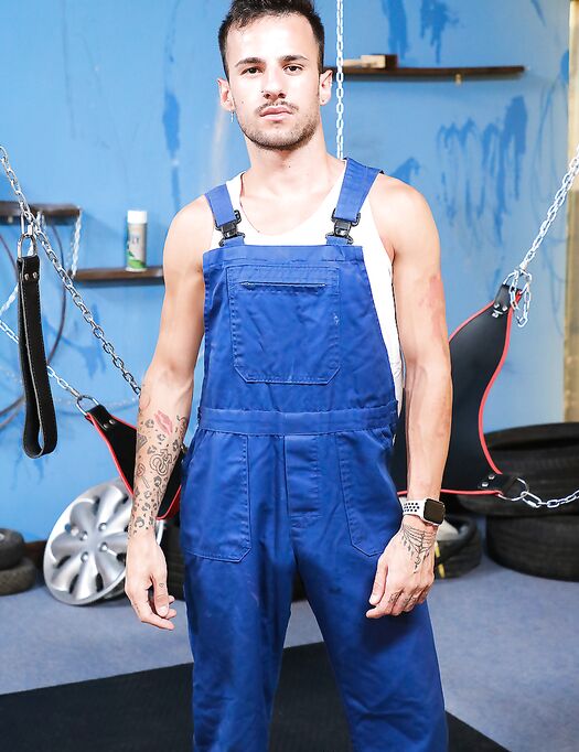 Big-assed twink Enzo Lopez gets a thorough anal pounding in bondage