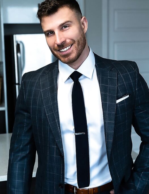 Men At Play Ryan Ellis